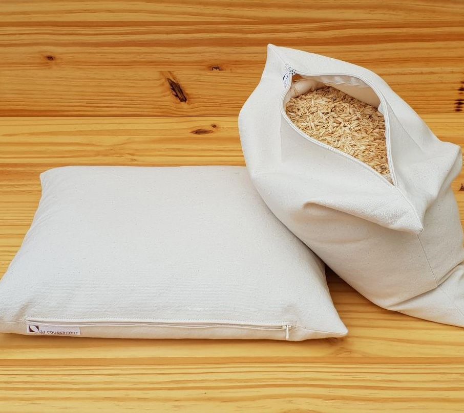 Mini coussin v&eacute;g&eacute;tal : cale reins ou cale nuque, pour la voiture, en petit &eacute;peautre et lavande bio